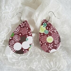 Tear Drop Faux Leather Geometric Christmas Peppermint Earrings NWT
